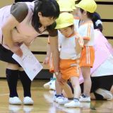 第42回幼稚園だより「運動会練習 年少 かけっこ」
